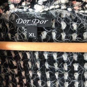 Dor Dor Couture Jackets & Coats - Dor Dor couture multicolored knit vest Dor Dor Couture Jackets & Coats - Dor Dor couture multicolored knit vest